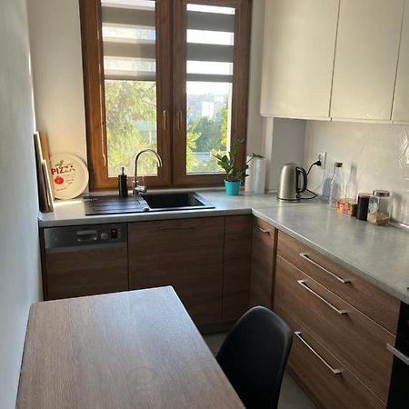 Komfortowe Mieszkanie Ostrowiec Świętokrzyski Exterior foto